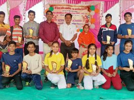 टेबल टेनिस प्रतियोगिता में स्वामी विवेकानंद राजकीय मॉडल स्कूल मालपुरा के विद्यार्थियों ने मारी बाजी
