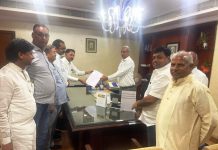 The delegation of the Core Committee met the Chief Government Secretary Ranka and proposed the demand to make Malpura a district with arguments.